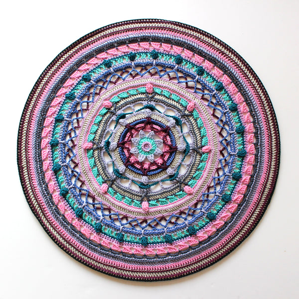 Garenpakket: Trinity Mandala's - Time Traveler - It's all in a nutshell