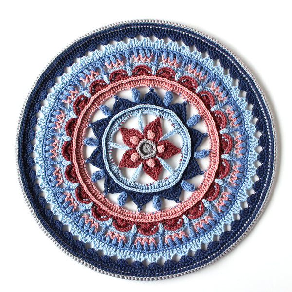 Triptych Mandala's - Blue Moon - It's all in a nutshell