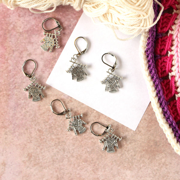 Stitch marker: sweater